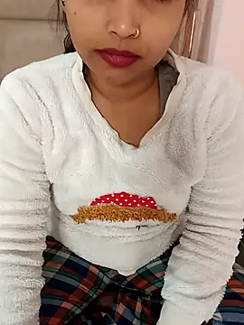 Sexy Divya   online show from 11-25-25, 05:18