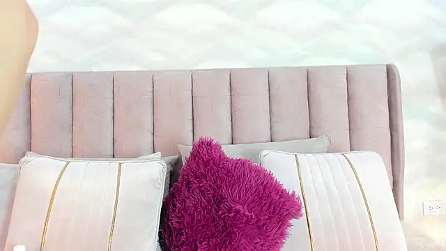 caro gemm online show from 02-03-26, 04:21