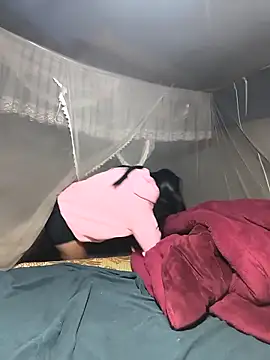 Snapshot of Lynly_k2 chatting on 01-17-26, 03:22 Lynly k2 online show from 01-17-26, 03:22