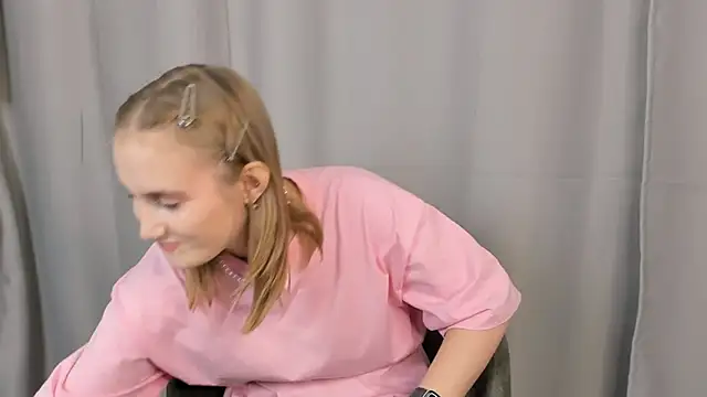 Snapshot of MicahZeigler chatting on 11-08-25, 08:25 MicahZeigler online show from 11-08-25, 08:25