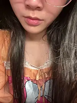 Lynn-122 online show from 11-23-25, 02:39