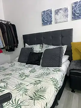 ariannawil online show from 02-18-26, 09:55