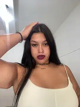 Snapshot of amazonaa9 chatting on 02-24-26, 06:06 amazonaa9 online show from 02-24-26, 06:06