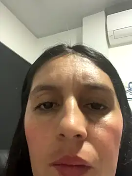 17-ABBY 01 online show from 11-19-25, 01:16