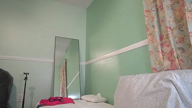 RosieCheeks  online show from 06-03-26, 01:41