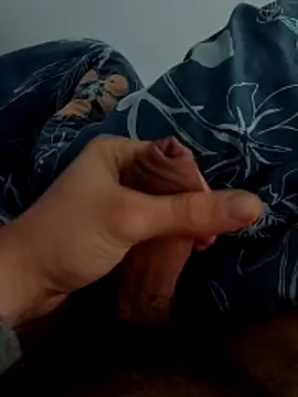 Snapshot of Gbonnequeue chatting on 11-10-25, 09:25 Gbonnequeue online show from 11-10-25, 09:25