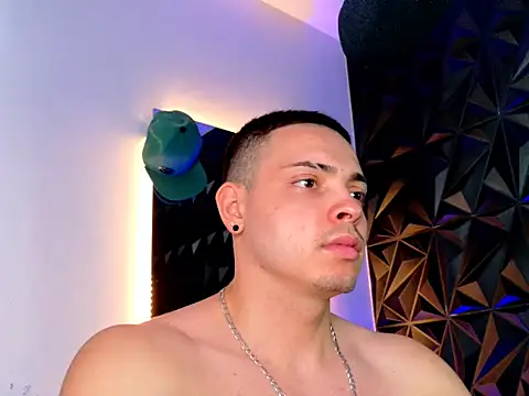 Maxwell Dupont online show from 11-14-25, 08:40