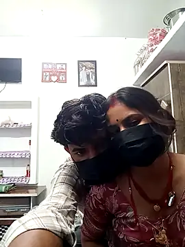 Snapshot of INNAVIN chatting on 06-29-26, 08:09 INNAVIN online show from 06-29-26, 08:09