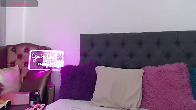 maripa0  69 online show from 04-13-26, 10:48