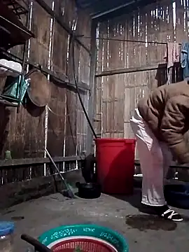 Yumiik2kk online show from 11-24-25, 11:15