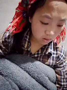 Yumiik2kk online show from 12-04-25, 07:11