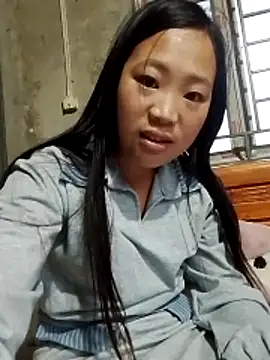 Yumiik2kk online show from 12-15-25, 10:30