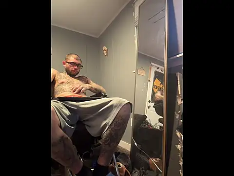 trickydickydaddy online show from 04-18-26, 11:25