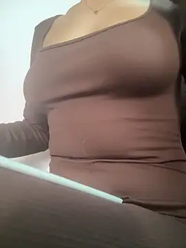 SCARLETT INK  online show from 04-13-26, 07:52