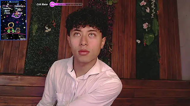 Snapshot of Noah_dupont_ chatting on 11-09-25, 12:03 Noah dupont online show from 11-09-25, 12:03