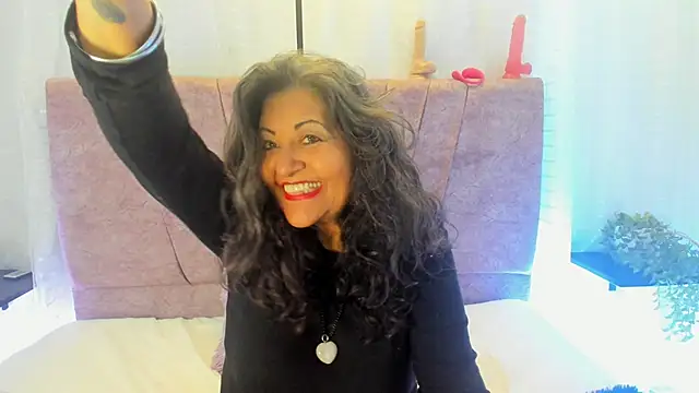 Victoriaa Anderson online show from 03-18-26, 07:39