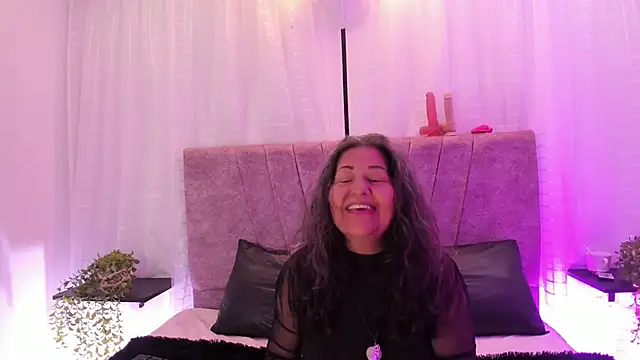 Victoriaa Anderson online show from 05-08-26, 07:52
