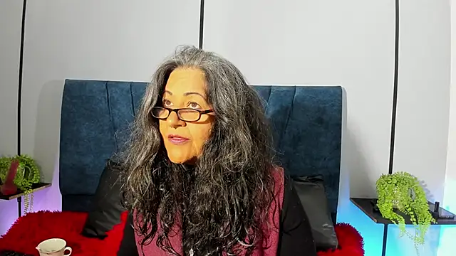 Snapshot of Victoriaa_Anderson chatting on 06-19-26, 02:10 Victoriaa Anderson online show from 06-19-26, 02:10