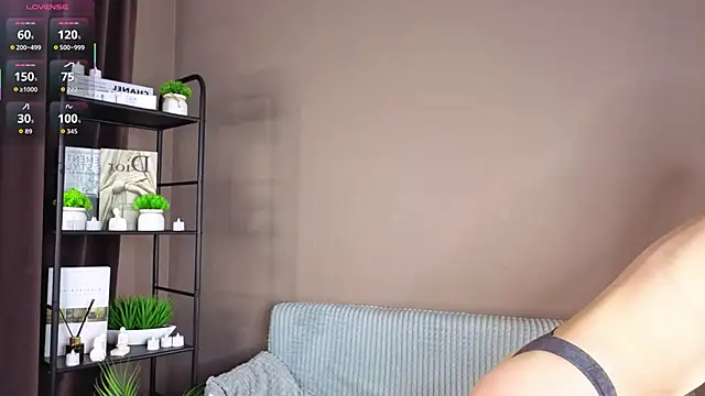 EmilyVale online show from 04-05-26, 03:09