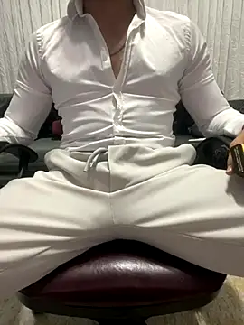 DARK0924 online show from 11-21-25, 05:44