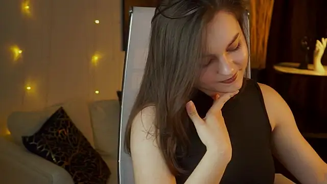 Snapshot of FrancescaCavaliere chatting on 06-04-26, 09:59 FrancescaCavaliere online show from 06-04-26, 09:59