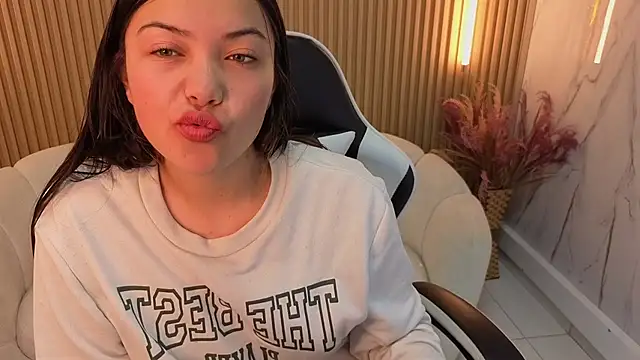 venus velvet tp online show from 12-14-25, 12:43