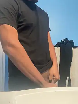 Snapshot of arnoldtrenp chatting on 11-08-25, 09:24 arnoldtrenp online show from 11-08-25, 09:24