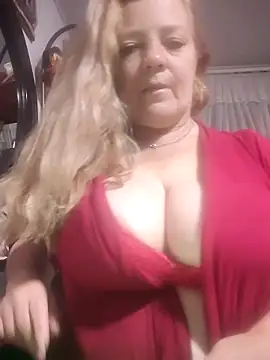 karlaanqui1 online show from 02-18-26, 12:28