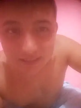 Snapshot of Pedro_0327 chatting on 11-10-25, 01:15 Pedro 0327 online show from 11-10-25, 01:15