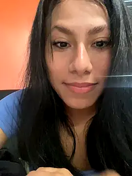 Snapshot of Katherinm chatting on 11-14-25, 07:45 Katherinm online show from 11-14-25, 07:45