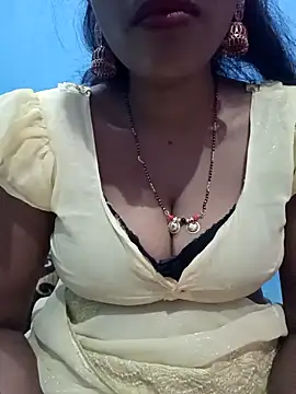 Nisha Hindi online show from 12-20-25, 04:47