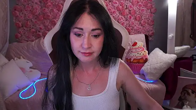 Snapshot of CarolinaaFoxyyy chatting on 05-22-26, 06:35 CarolinaaFoxyyy online show from 05-22-26, 06:35