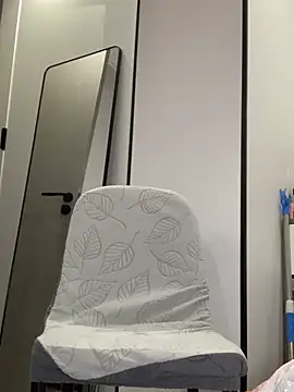 hoho-is online show from 02-05-26, 04:33