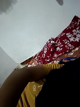 saniya24824 online show from 04-07-26, 05:46