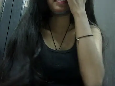 SEXY PRIYA83 online show from 03-25-26, 12:33