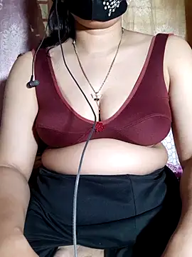 Snapshot of HotGirl23231 chatting on 04-29-26, 09:24 HotGirl23231 online show from 04-29-26, 09:24