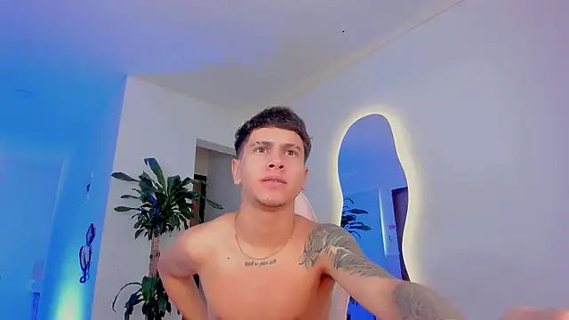 Snapshot of GoodVibeGuy chatting on 11-10-25, 06:07 GoodVibeGuy online show from 11-10-25, 06:07