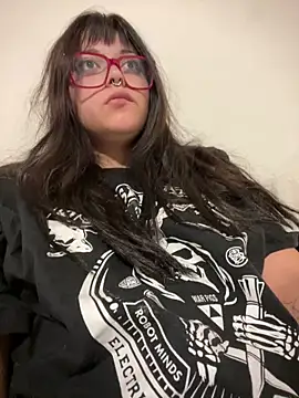 Snapshot of belenciita chatting on 06-06-26, 02:55 belenciita online show from 06-06-26, 02:55