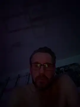 KentishLondoner online show from 03-06-26, 01:46