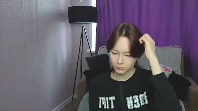 Annie Way online show from 02-26-26, 04:44