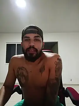 Snapshot of lucasanger chatting on 11-11-25, 02:22 lucasanger online show from 11-11-25, 02:22