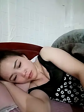 Feeling-hot online show from 02-11-26, 11:32