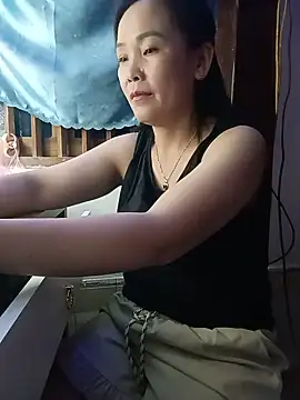 Feeling-hot online show from 05-24-26, 02:55