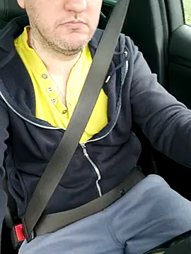 Snapshot of Nousdeux21 chatting on 03-16-26, 04:33 Nousdeux21 online show from 03-16-26, 04:33