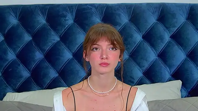 SophiaProve online show from 03-08-26, 04:11