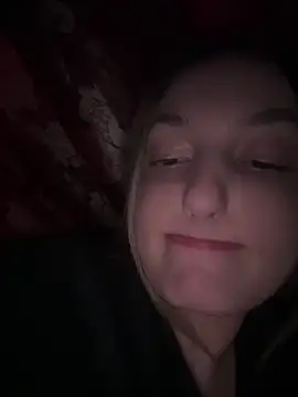 Marisaaasss online show from 04-12-26, 12:21