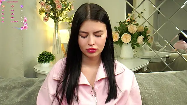 CoreenYorton online show from 02-05-26, 01:21