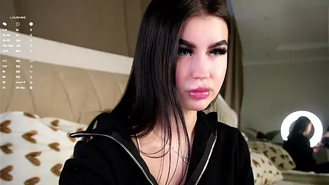 CoreenYorton online show from 04-10-26, 03:34