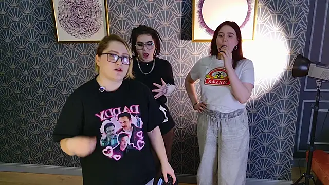 Snapshot of Admincore chatting on 11-30-25, 06:23 Admincore online show from 11-30-25, 06:23