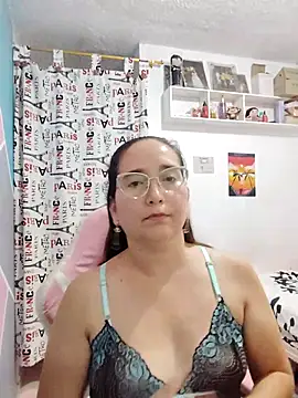 LaLey2702 online show from 11-19-25, 01:38